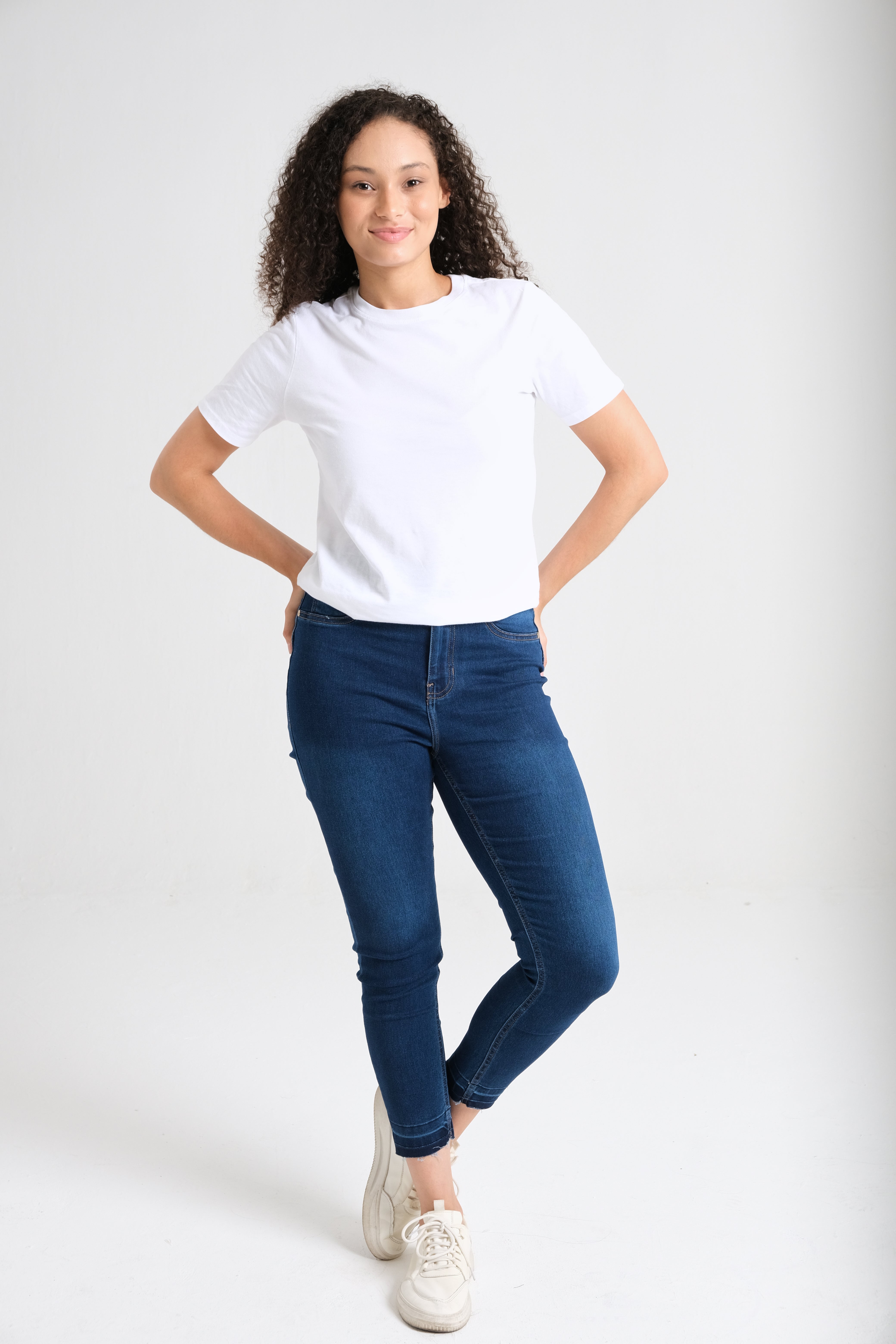 Women's high-rise dark wash skinny jeans with raw-hem — Clutch Denim SA